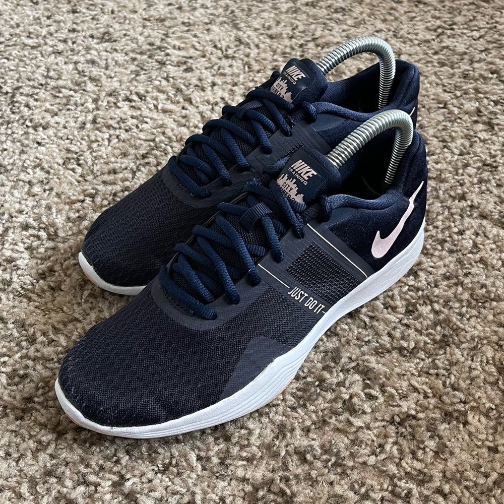 Nike City Trainer Athletic Shoes Women's Size